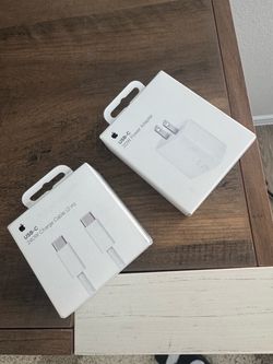 USB-C box and cord
