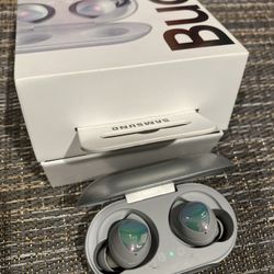 Galaxy Buds True Wireless Earbuds SM-R170NZSAXAR Earbud Bluetooth Earphones - Aura Glow Silver