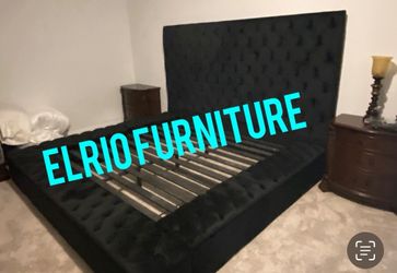 Furniture queen bed