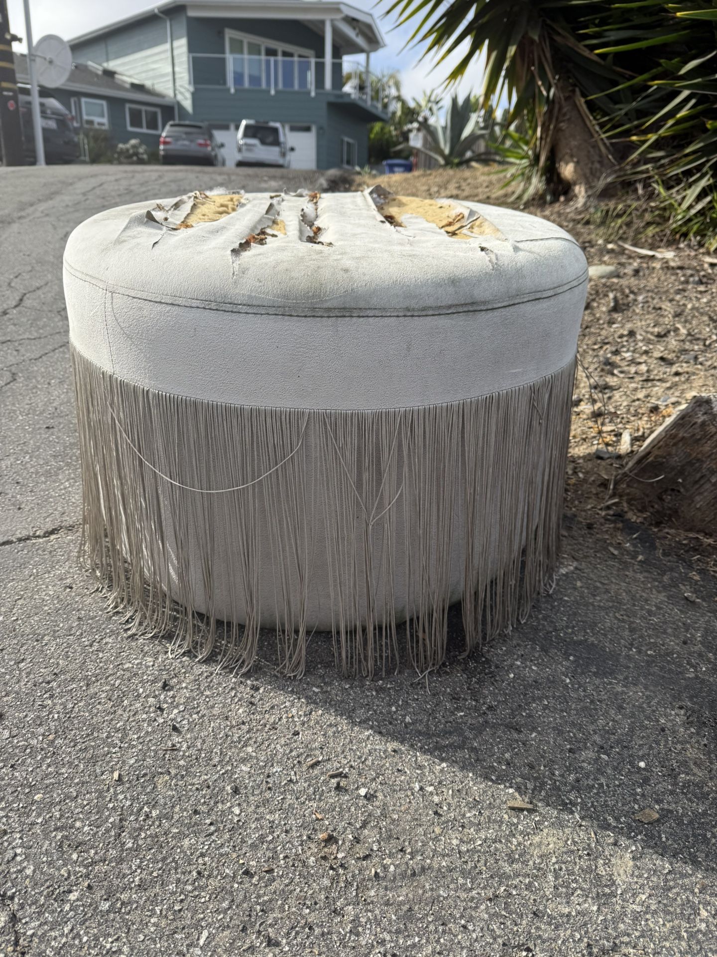 Ottoman - Outdoor FREE