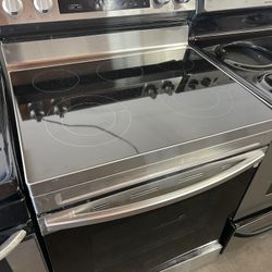 Electric Glass Top Range 