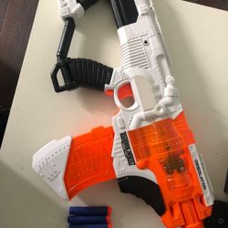 Nerf Gun