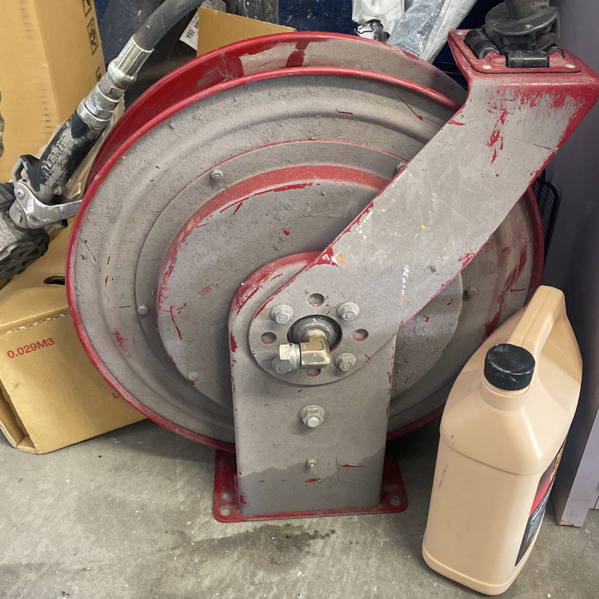 Alemite Oil Hose Reel & Electronic Meter