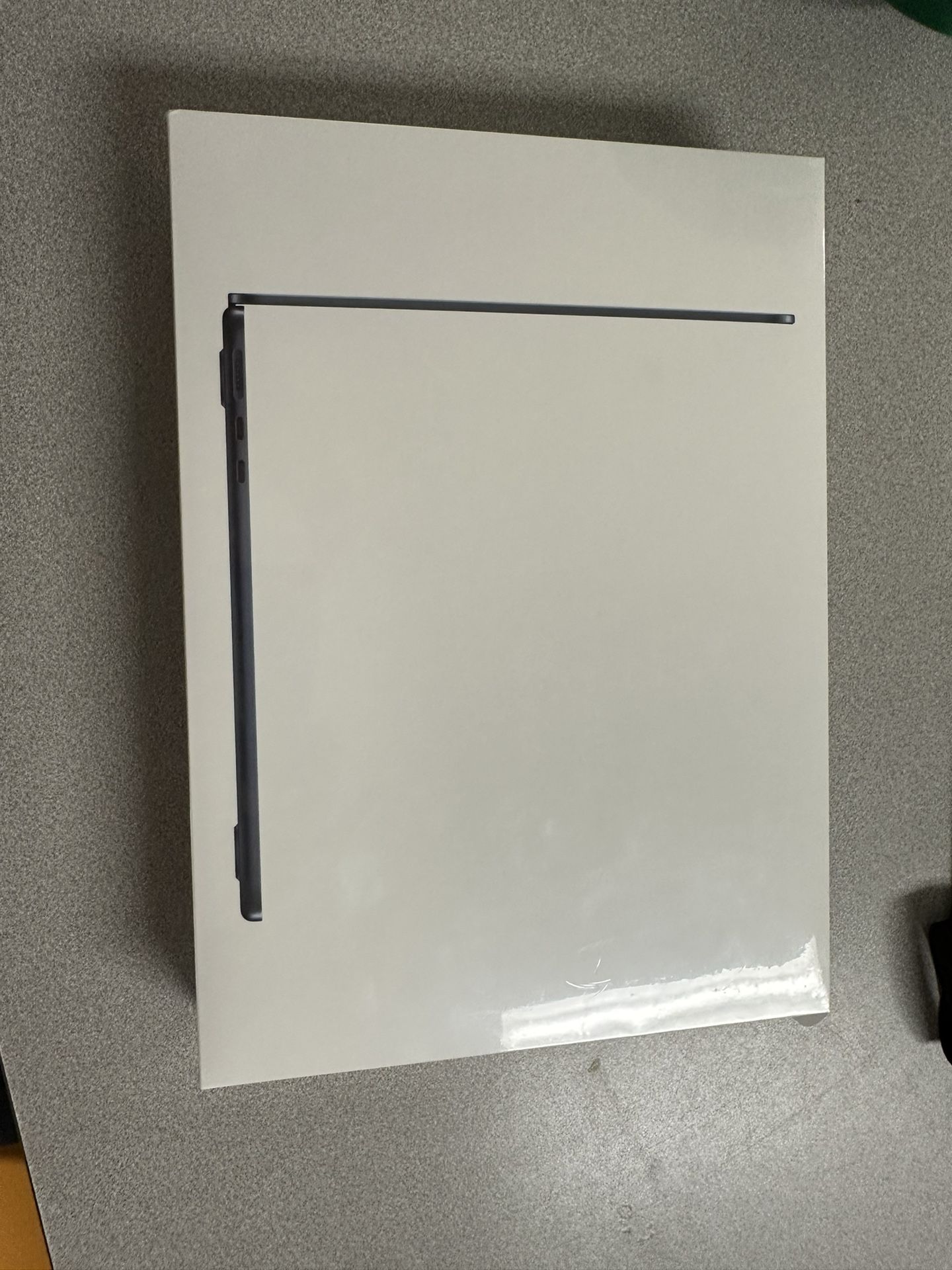 MacBook Air 13.6" Laptop 8GB Memory - 256GB SSD