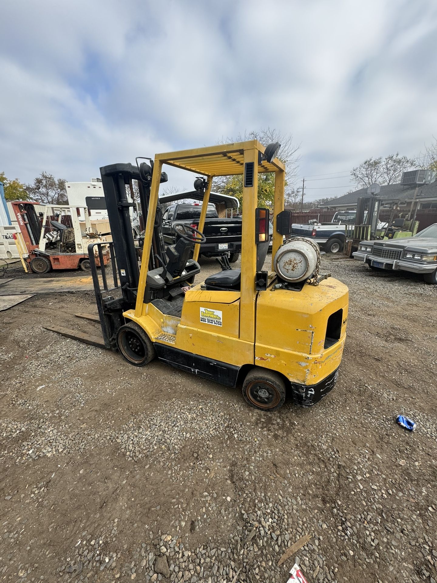 Hyster 6500 Pound Lift