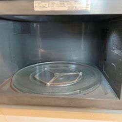LG Microwave 