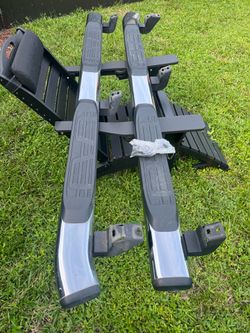 2023 Toyota Tacoma running boards