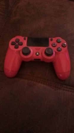 Red ps4 controller