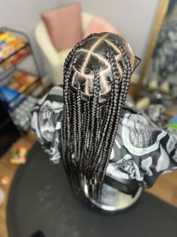 Large Knotless Special 