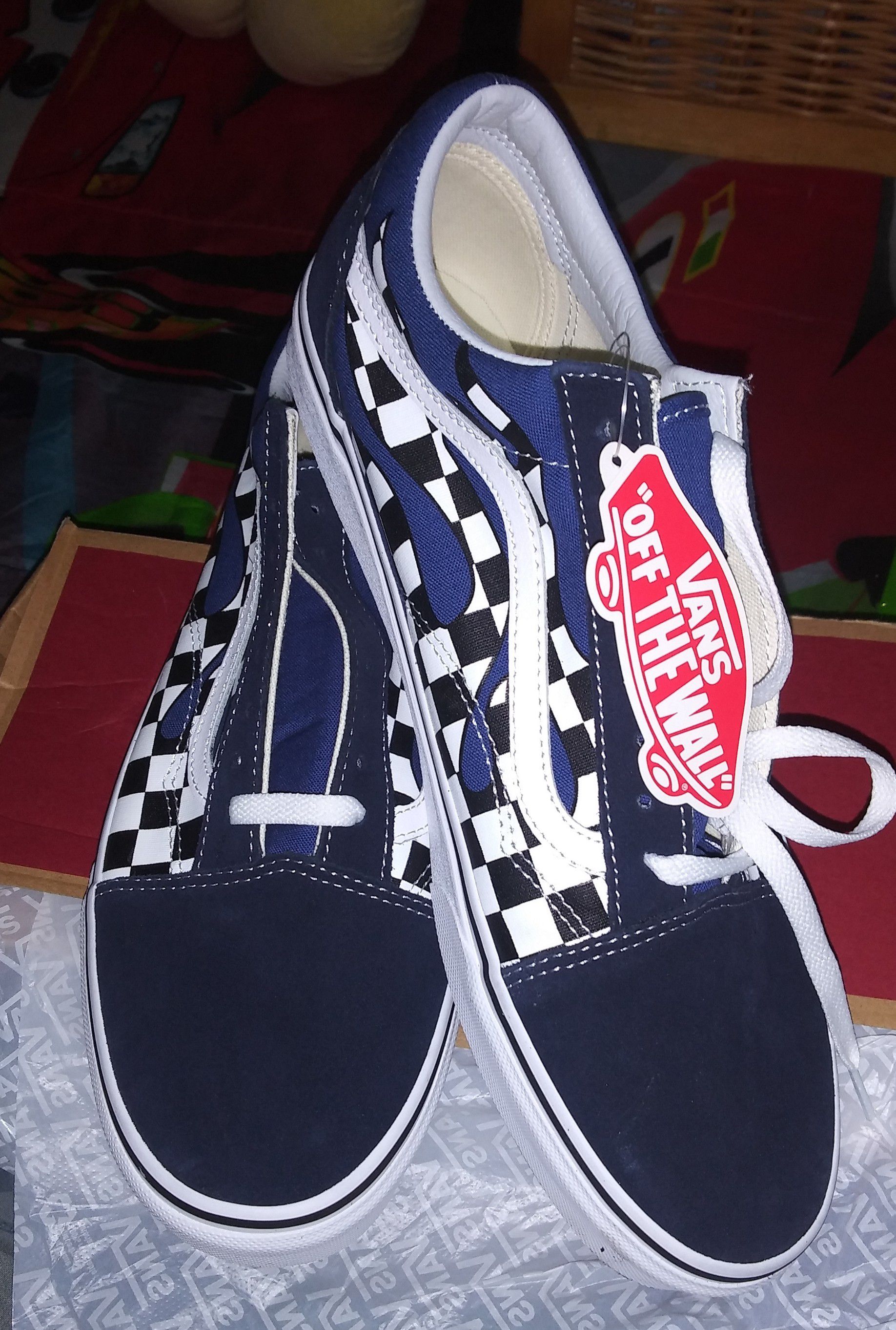 CHOES ( VANS ) NEW SIZE(12)💯