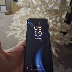 Motorola RAZR Ultra 2025 1tb 16gb