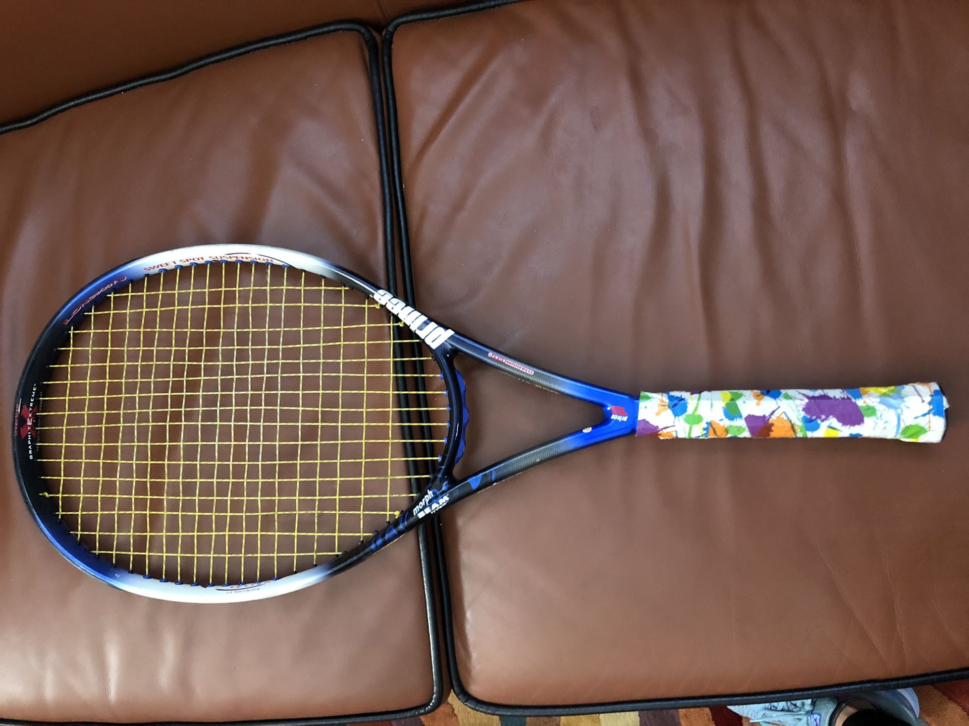 Tennis racket