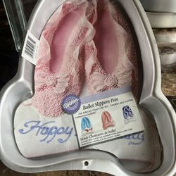 Wilton Ballet Slippers Cake Pan 