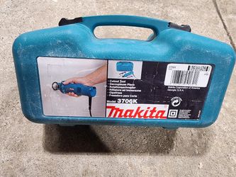 Makita 3706K Drywall Cut-Out Tool Kit