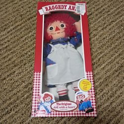 Vintage 1989 Raggedy Anne Doll 12.5 