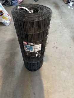 Welded wire fence