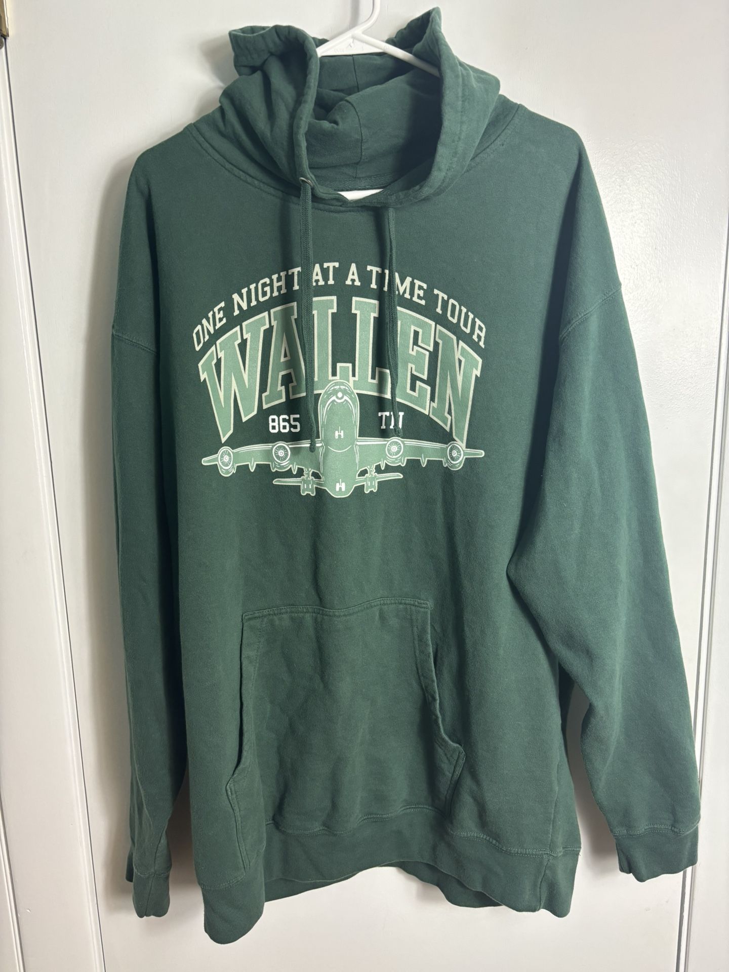 Morgan Wallen Hoodie Men’s 2XL Green One Night At A Time 2024 Tour Concert