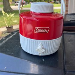 Vintage Coleman 1 gallon water jug