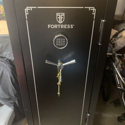 FORTRESS GUN SAFE