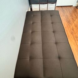 Futon bed (never been used)