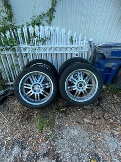 22” rims (6x5.5inch) (6x139.7mm)