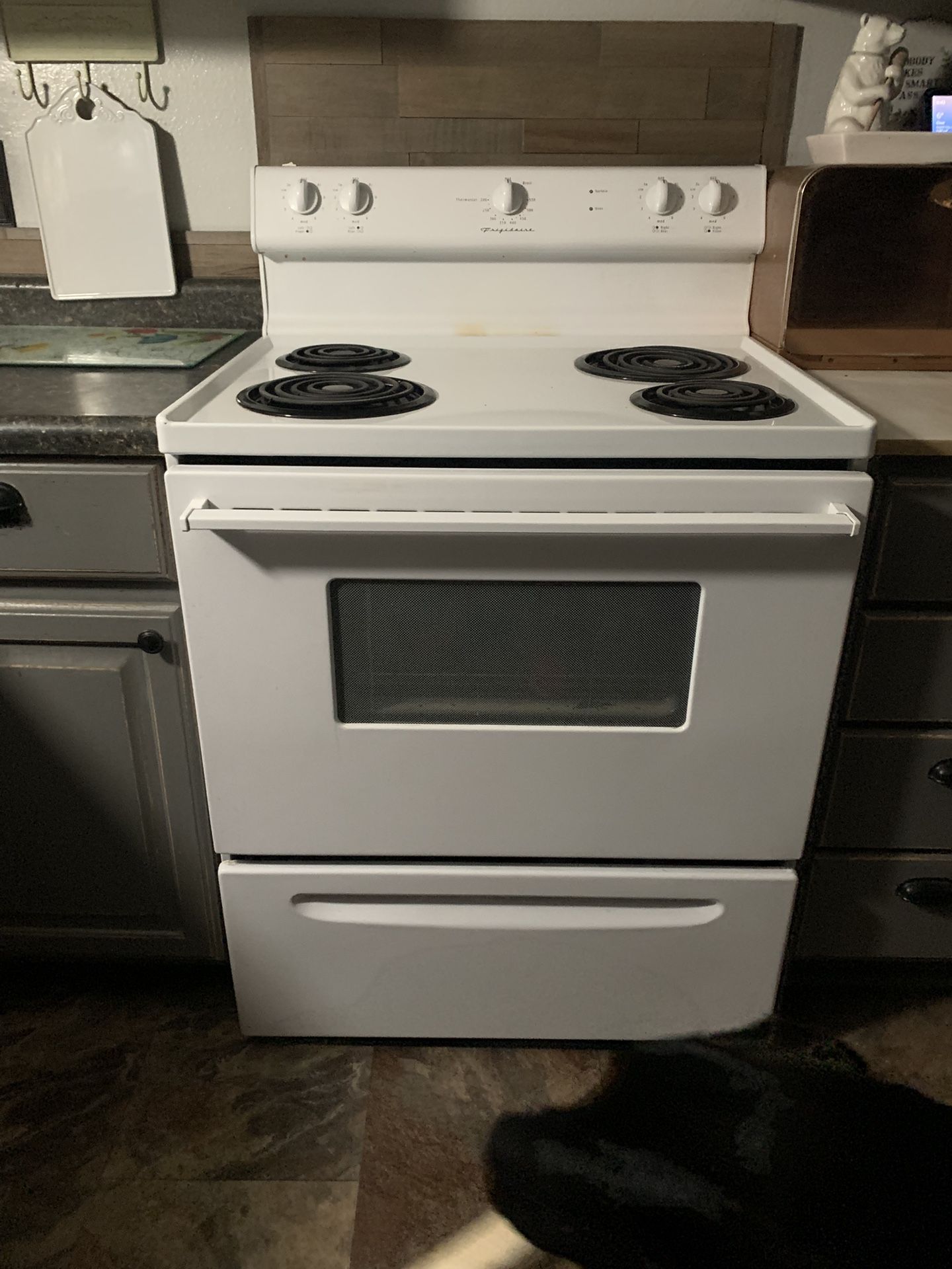 White Frigidaire Electric Stove