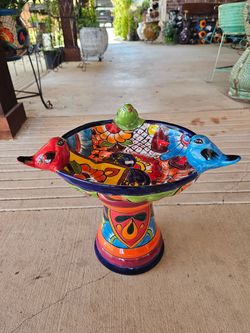 Small Blue Rim Talavera Birdbath. Clay Pots, Planters. Pottery $65 cada una.
