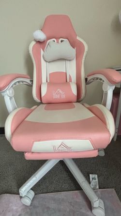 Cute pink gaming chair!!