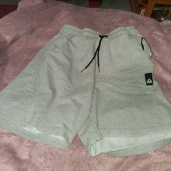 REEBOK Shorts 