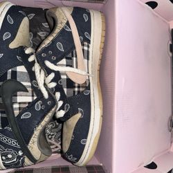 Nike SB Dunk Low Travis Scott 