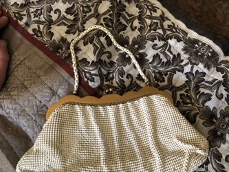 Whiting & Davis Mesh Bags Clutch Purse 1950s Metallic Creme Pearlesque With Fine Burgundy Satin Lining