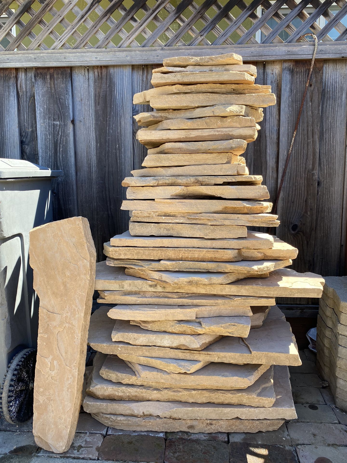 Arizona Natural Flagstone (Blend / Classic Oak) RETAIL PRICE ≈ $600-$800