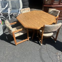 Dining table With Leaf 