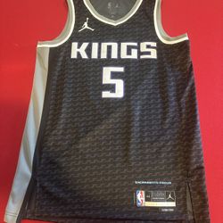 Sacramento Kings DeAaron Fox Jersey Sz 44