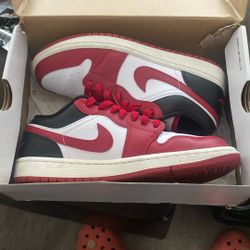 Jordan AJ 1 Low