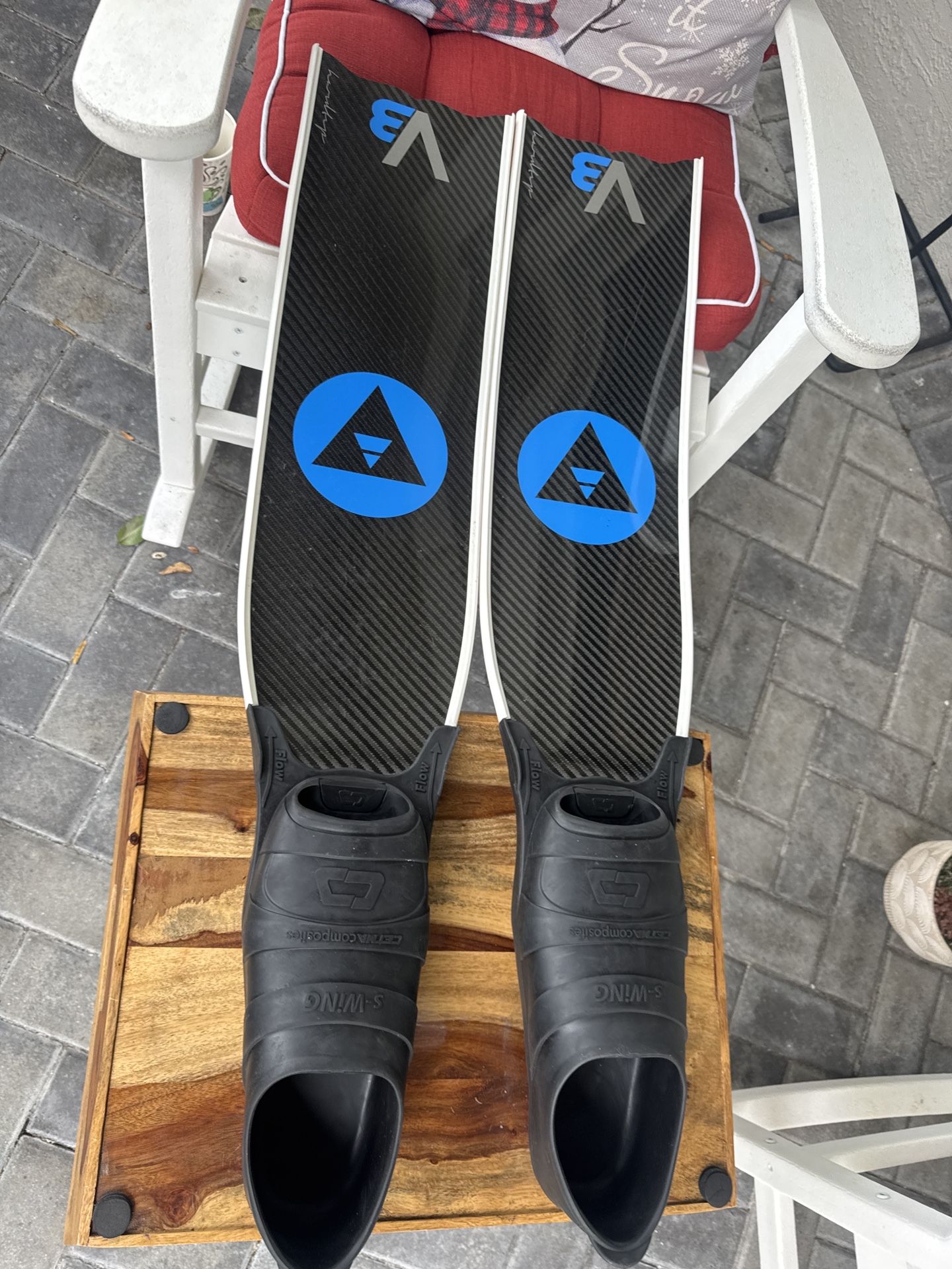 Alchemy V3 Carbon with Cetma S-wing foot pockets (sz 45-46)