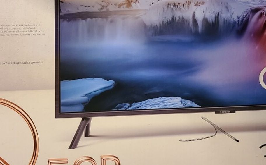 Samsung Q50R 32"