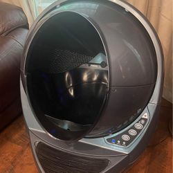 Litter Robot 3 Connect Automatic Self-Cleaning Litter Box