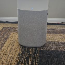 Blueair 211i Max (Like New) New Filter