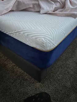 Mattress foam and frame with two dressers