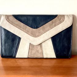 Geometric Modern Clutch Purse