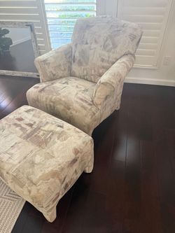 Accent chair with ottoman