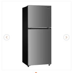 Magic Chef Refridgerator 