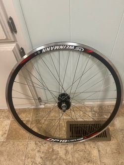 700c single speed fixie or freewheel  bolt on wheel NEW