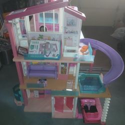 Barbie Dreamhouse 