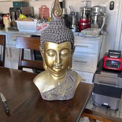 Buddha Statue 