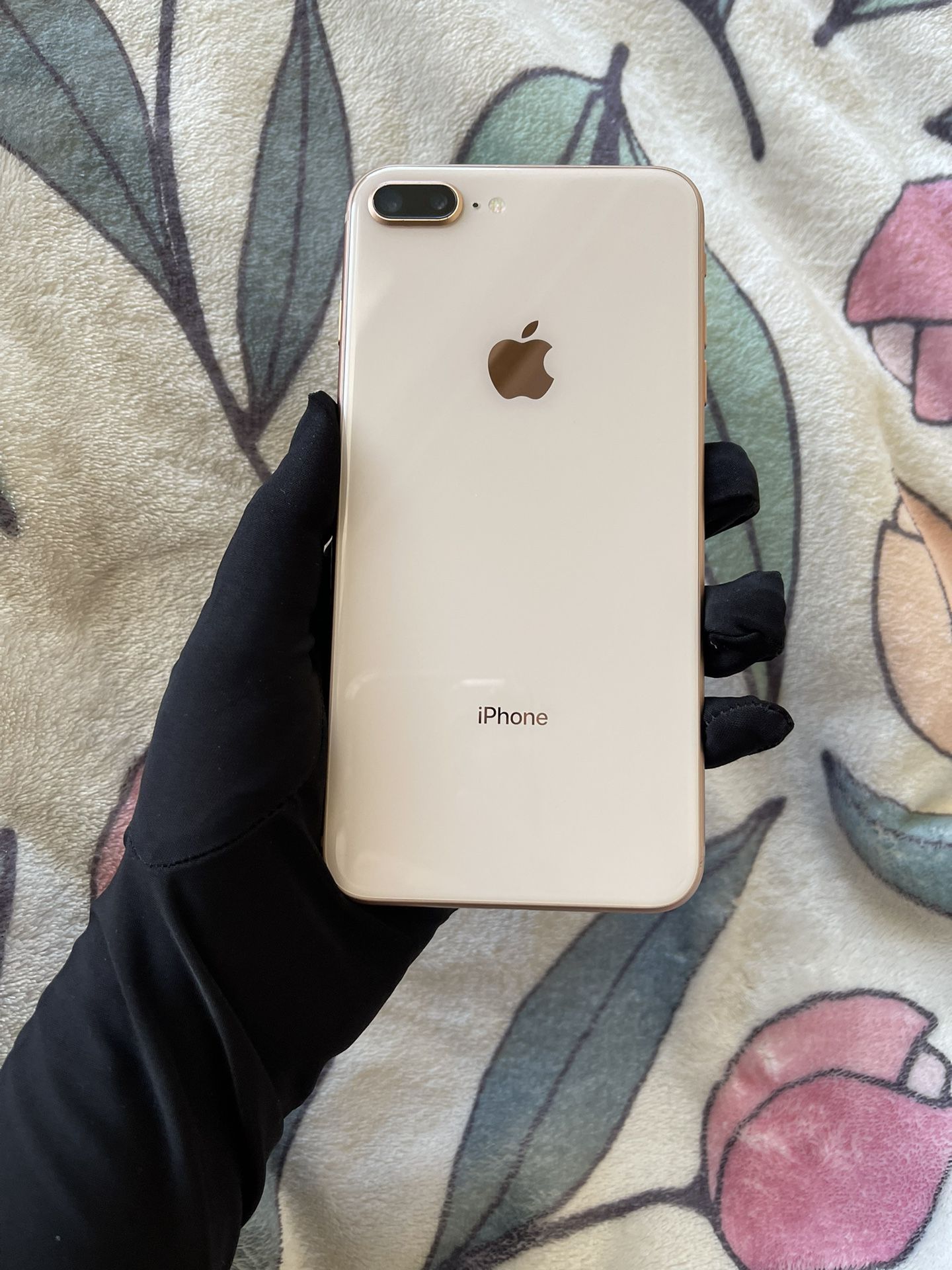 Apple iPhone 8 Plus 64 GB For T Mobile 