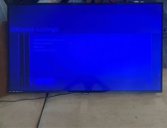 Philips TV w/ wall mount