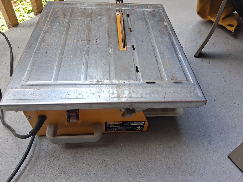 Work Force Portable Table Saw. In Great Condition Works Great