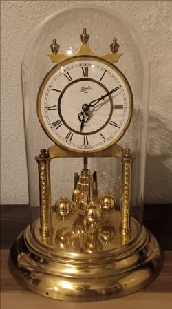 Vintage Veritron Quartz 400 Day Glass Dome Anniversary Clock W. Germany 11.75" Tall.